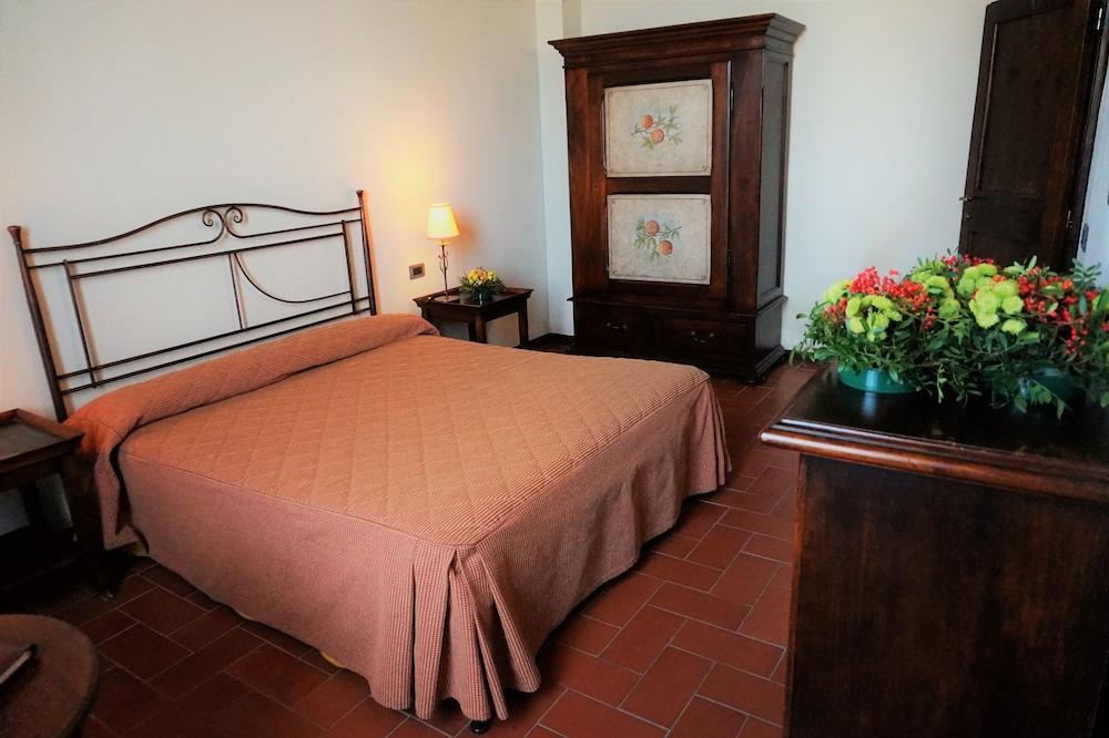 Agriturismo Antico Borgo Poggitazzi Terranuova Bracciolini Exterior photo